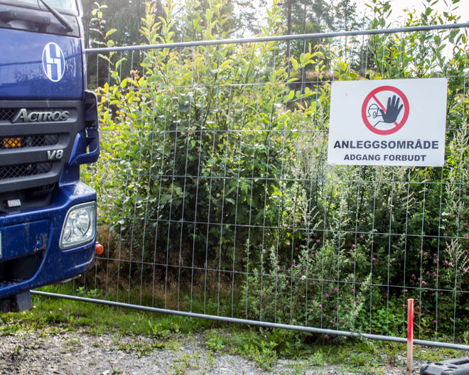 Anleggsområde adgang forbudt byggeplasskilt