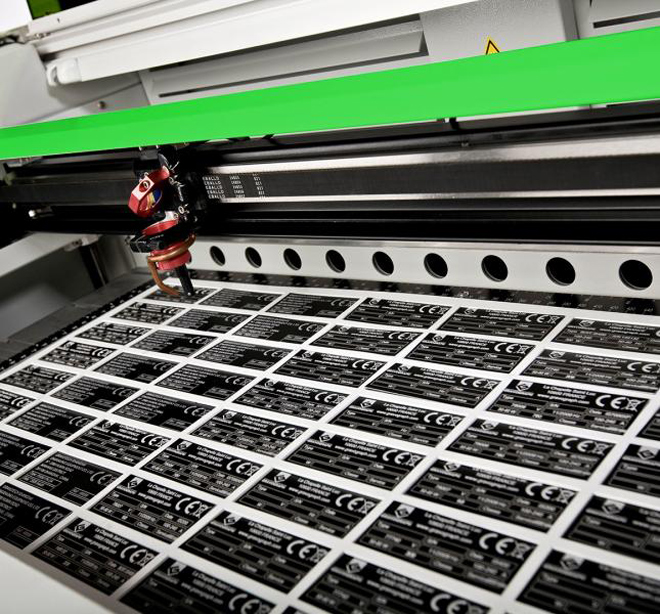 Lasergraverte skilt i aluminium med CE merking